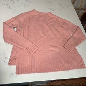 J.Crew Oversized Women's Pink Wool/Alpaca
Blend Super Soft Pink Sweater-B36